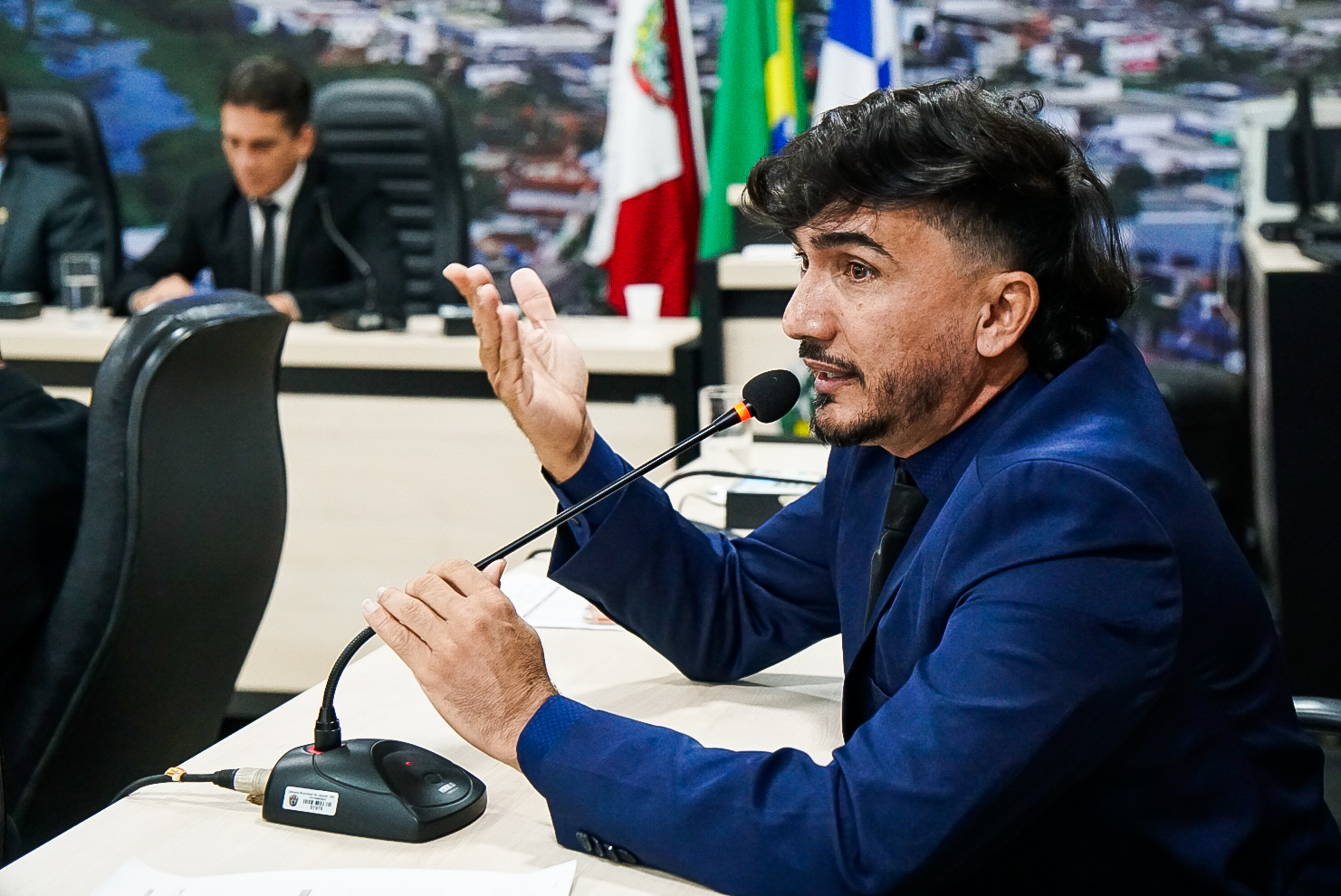 Aroldo Brito reivindica reforma do CRAS do Alto da Bela Vista