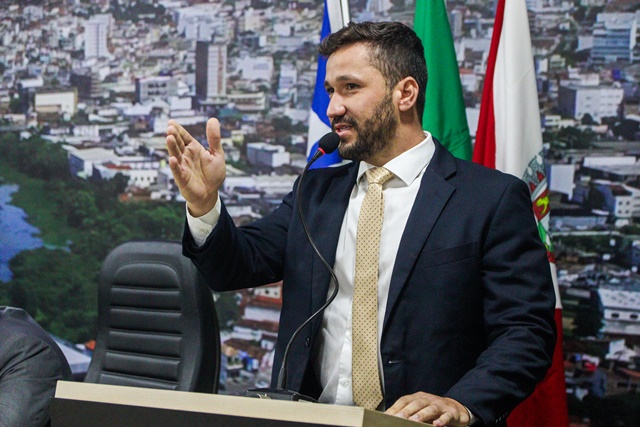 Bui Bulhões requer Audiência Pública para discutir implantação de espaço exclusivo para o "Grau" 