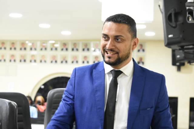 Câmara concederá Comenda ao médico Tasso Carvalho Barberino de Souza por iniciativa do vereador João Paulo