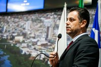 Colorido propõe a reforma geral da praça localizada no Parque do Sol