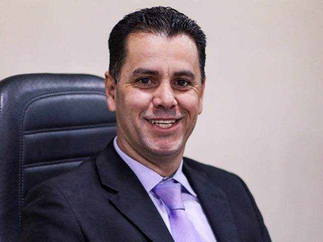 Colorido propõe construção de praça na Cachoeirinha