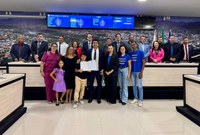 Duda Simões homenageia Anthony Lima Dias pela sua contribuição ao desenvolvimento do conhecimento matemático