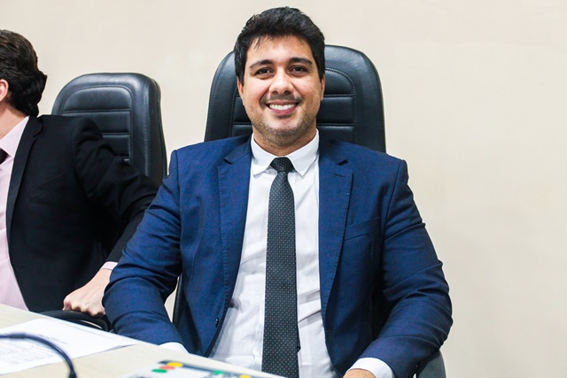 Duda Simões pede reforma e ampliação do Posto de Saúde da Família da Cachoeirinha