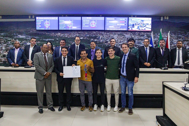 Gnoney é homenageado pela Câmara Municipal por iniciativa dos vereadores Gutinha e Matheus Budega