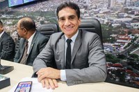 Gutinha apresenta proposta para garantir vagas a taxistas das cidades vizinhas no Ceavig