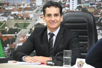 Gutinha pede construção de uma Praça no distrito de Santa Rita