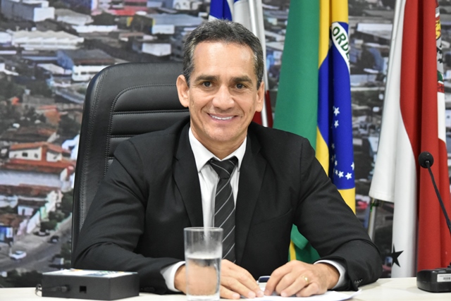 Gutinha solicita ações para melhorias no trânsito da Siqueira Campos