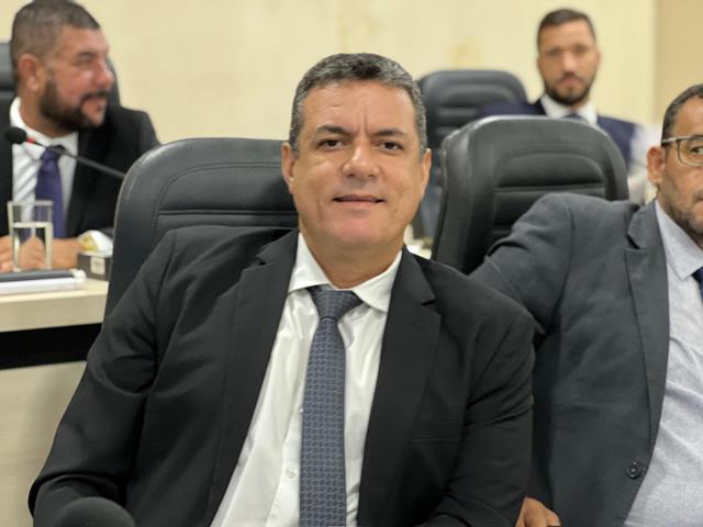 Helder da Agrorural solicita duas ambulâncias para atender Itajuru e Campo Largo