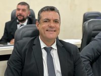 Helder da Agrorural solicita pavimentação da Rua Edvaldo Gonçalves no Jequiezinho