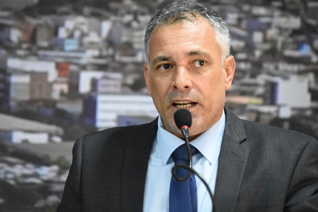 Ivan do Leite propõe construção de praça nas proximidades do Restaurante Broncos e Bar Bico Doce na Caixa D’água