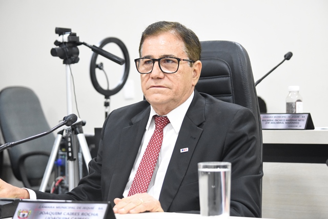 Joaquim Caíres requer construção de praça no loteamento Vila Vitória