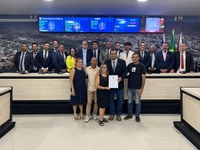 Júnior de Marcia de Xexeu enaltece criança de Jequié por medalha de Ouro nos EUA