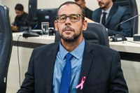 Júnior de Márcia de Xexéu solicitou ampliação de atendimentos com neuropediatras em Jequié