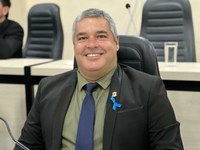 Marcinho cobra recapeamento asfáltico das ruas do Amaralina