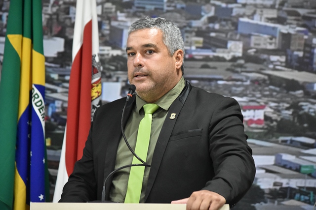 Marcinho pede cursos profissionalizantes no Serviço de Convivência e Fortalecimento de Vínculos do Amaralina