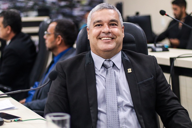 Marcinho propõe construção de ponte entre Centro Industrial e Av. Lomanto Jr / Economart