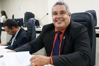 Marcinho solicita imediata correção da pavimentação ecológica da estrada de acesso as Queimadas