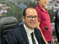 Marcos do Ovo pede asfaltamento da Argemiro Melo e ruas próximas
