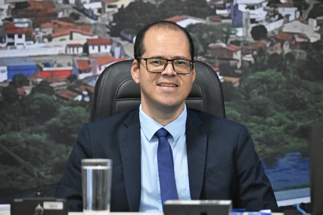 Marcos do Ovo propõe modernização da iluminação de vias do Joaquim Romão
