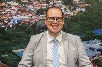 Marcos do Ovo solicita asfaltamento de ruas da Urbis