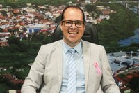 Marcos do Ovo solicita asfaltamento de ruas no bairro Jequiezinho