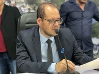 Marcos do Ovo solicita construção de novo cemitério no bairro Mandacaru