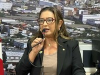 Moana Meira propõe programa de educação financeira nas escolas municipais