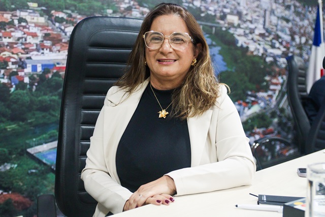 Moana Meira tem Projeto de Lei aprovado para instalação de brinquedos adaptados em parques infantis da cidade