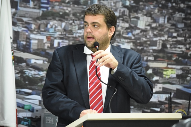 Ramon Fernandes solicita extensão de rede de água até a comunidade do São Paulinho