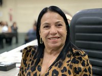 Professora Cida defende revitalização da lagoa do Residencial Beira Rio