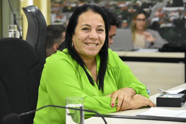 Professora Cida sugere ponto de coleta de materiais recicláveis próximo ao circuito da Festa de São João