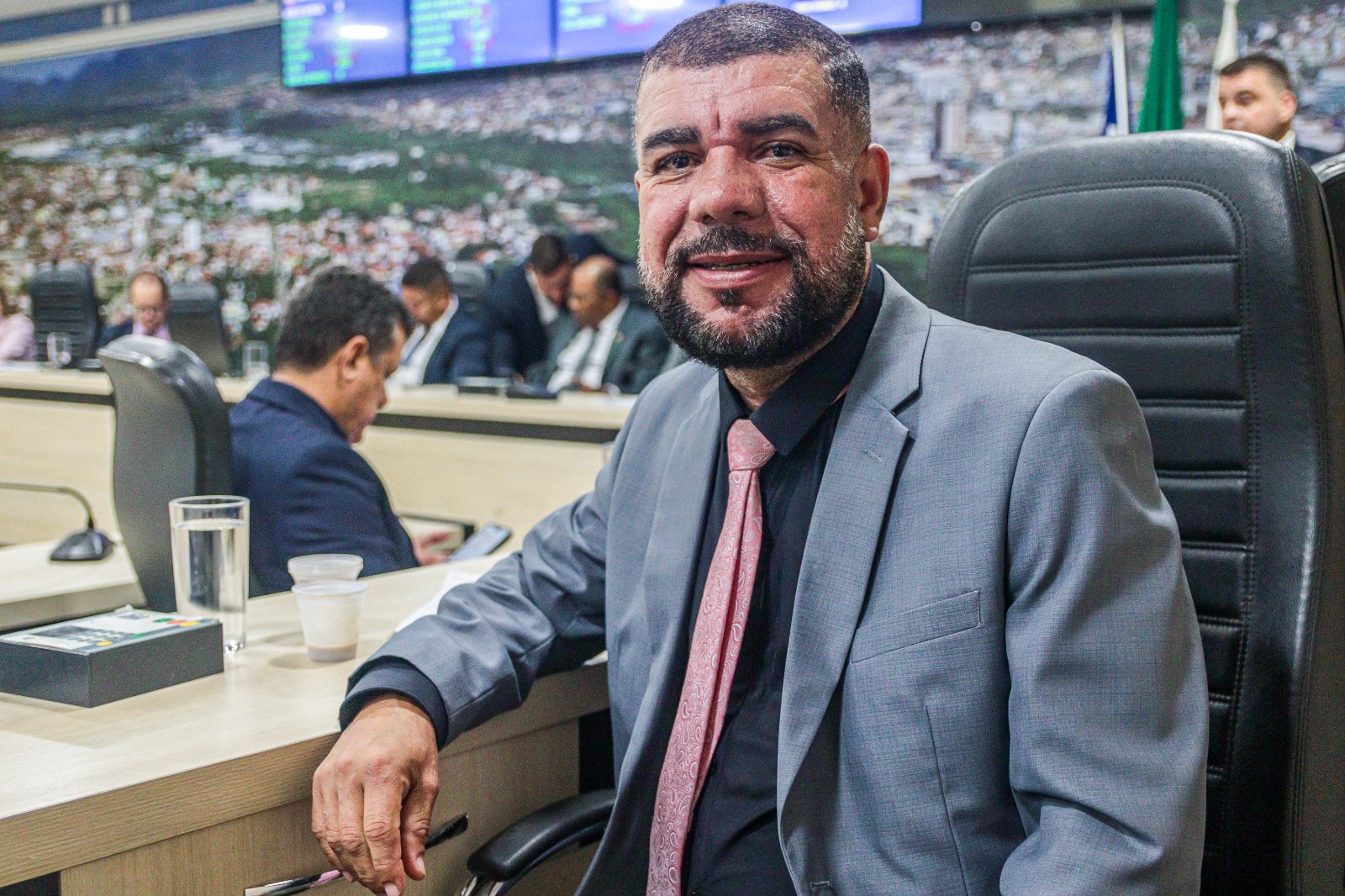 Professores que atuam no Conjunto Penal de Jequié são homenageados pelo vereador André do Sintracal