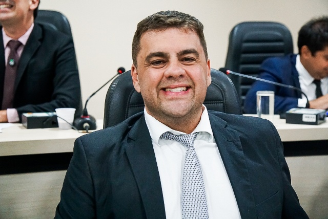 Ramon Fernandes propõe implantação de Unidade de Radioterapia no HGPV