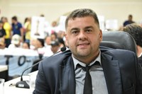 Ramon Fernandes volta a solicitar construção de Dog Parks na cidade