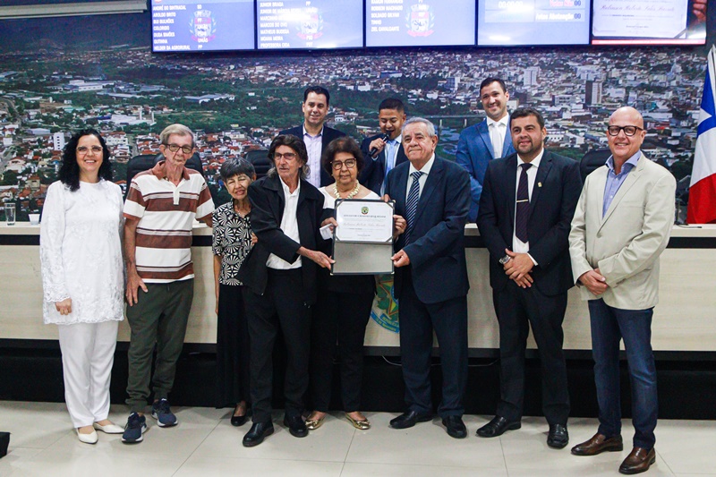 Robinson Roberto é homenageado pela Câmara de Vereadores de Jequié 