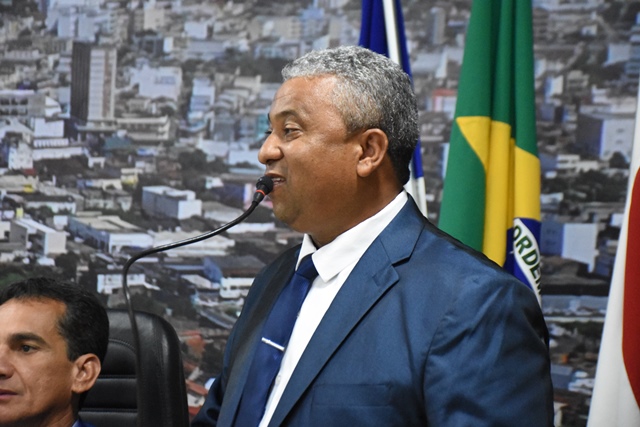 Robson Machado propõe modernização da iluminação da Gustavo Santos Ribeiro