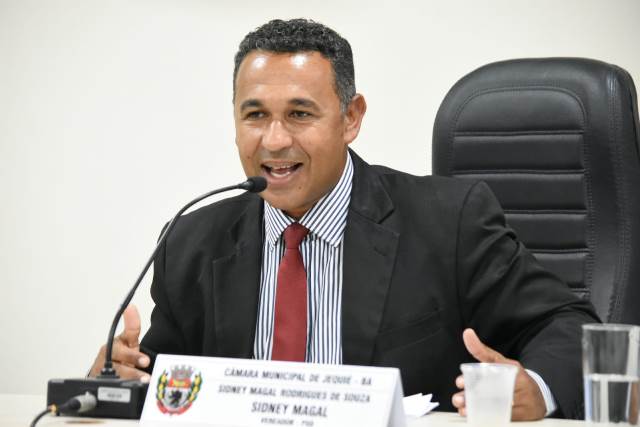 Sidney Magal reivindica pavimentação de ruas do Parque da Colina e Jardim Oriente