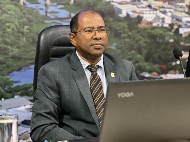 Soldado Gilvan propõe requalificação total da Rua Maria Adélia Melhem