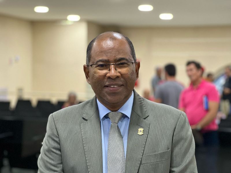 Soldado Gilvan tem aprovada indicação para construção de praça no Residencial Parque do Sol