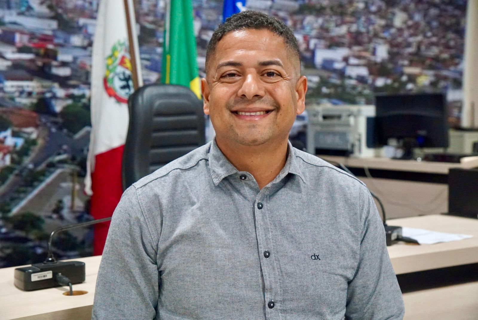 Tinho homenageia duas importantes personalidades do esporte: Jacozinho e Dr. Temistocles Damasceno (Professor Tom)