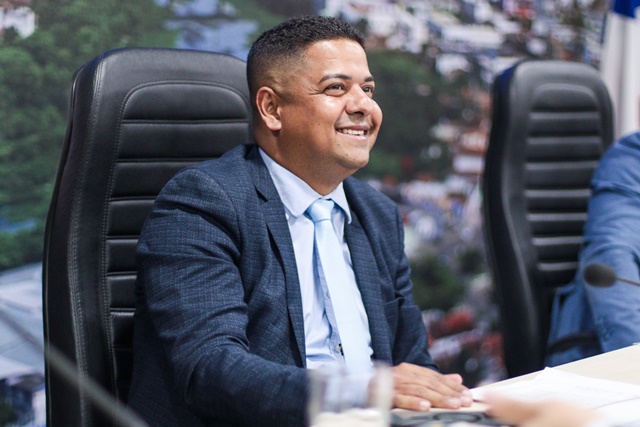 Tinho retoma discussões em torno da construção do Aeroporto Regional de Jequié