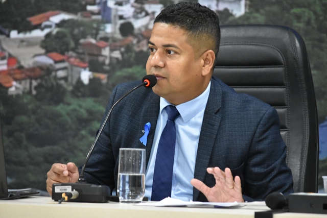 Tinho solicita grama sintética e novos alambrados no ‘Cerezão’