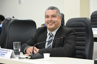 Vereador Marcinho cobra conclusão do esgotamento sanitário do Amaralina