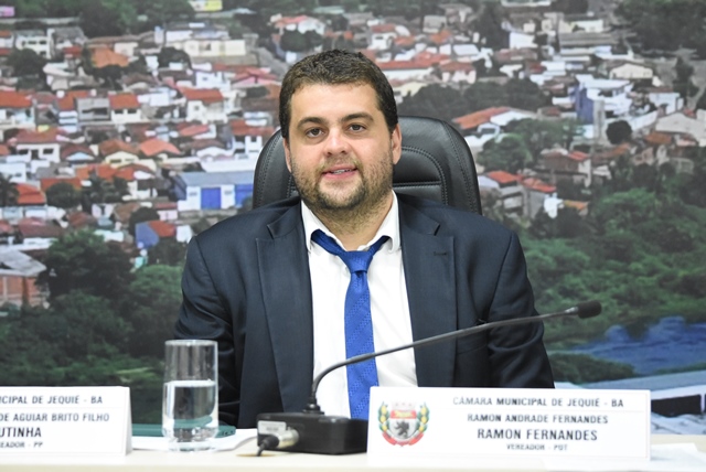 Vereador Ramon Fernandes solicita pavimentação de ruas do distrito de Itaibó