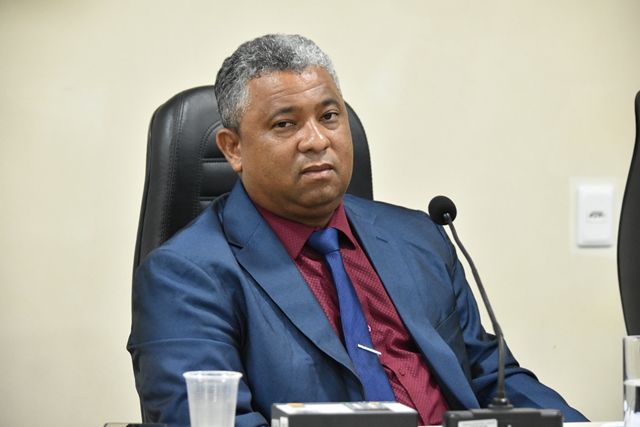 Vereador Robson Machado sugere melhorias para o trânsito no Sol Nascente