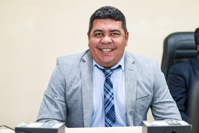 Ziel Cavalcante quer Internet Wi-Fi aberta e gratuita nas feiras livres da cidade