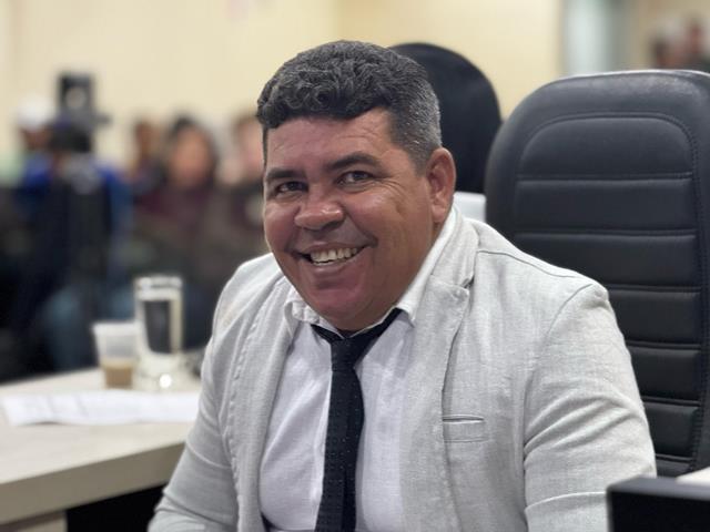 Ziel Cavalcante requer academia ao ar livre na Praça Santa Irmã Dulce dos Pobres