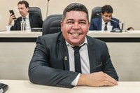 Ziel Cavalcante requer pavimentação das ruas José Mário Benevides, Ametista e prolongamento da Manoel Domingos