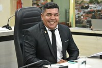 Ziel Cavalcante solicita construção de praça para área ao lado da UPA